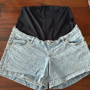Maternity Abercrombie Dad Short